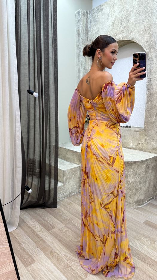 Carly | Robe chic à col en V, élégance assurée