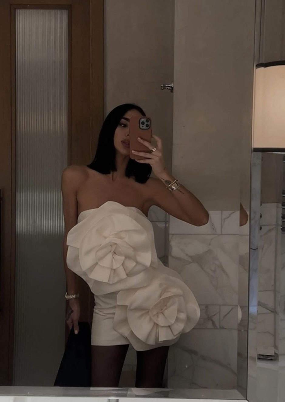 Alana | Robe fleurie courte, féminine et légère