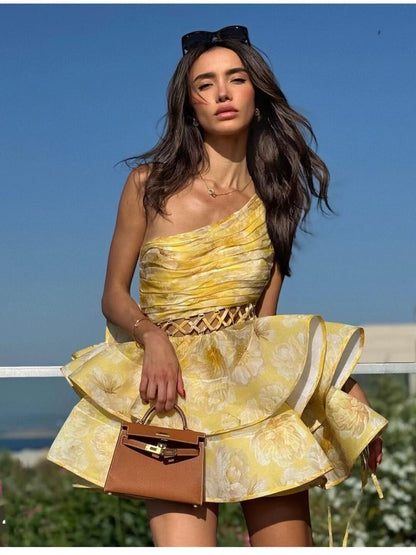 Daphne | Jupe courte à bretelles à motif fleurs