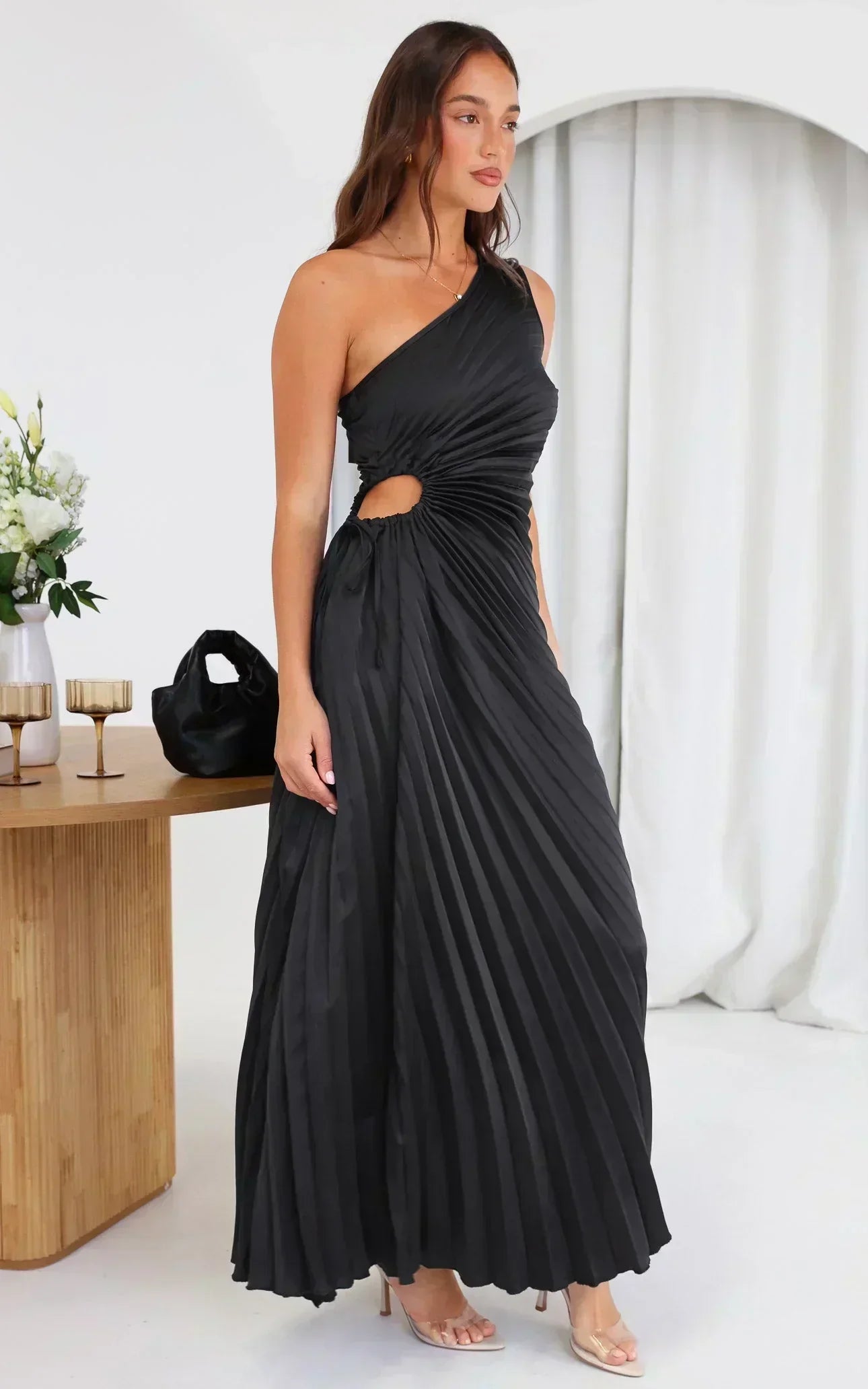 Robe midi à épaules dénudées avec manchette transparente — Billy Joan